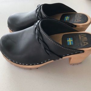 COPY - MIA Elsa mules